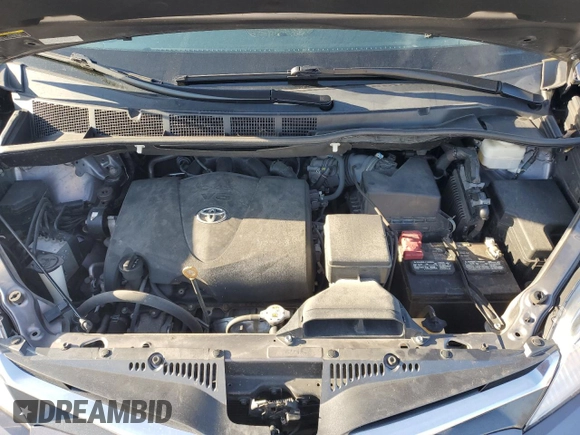 2020 Toyota Sienna XLE with VIN 5TDDZ3DC3LS237516, listed as a Copart auction lot 43732545 with 93,683 mi miles and Salvage title. Bid and sale history available at DreamBid. Image 12.