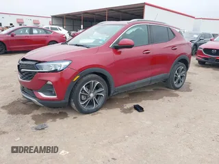 2020 Buick Encore GX Select z VIN KL4MMDSL1LB122826, wystawiony jako IAAI lot #41520875 z przebiegiem 65 805 mil mil oraz . Historia ofert i sprzedaży dostępna na DreamBid. Obrazek 2.