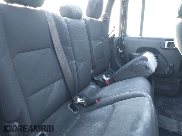 2021 Jeep Gladiator Sport S z VIN 1C6JJTAG4ML599463, wystawiony jako IAAI lot #41312938 z przebiegiem 169 189 mil mil oraz . Historia ofert i sprzedaży dostępna na DreamBid. Obrazek 8.