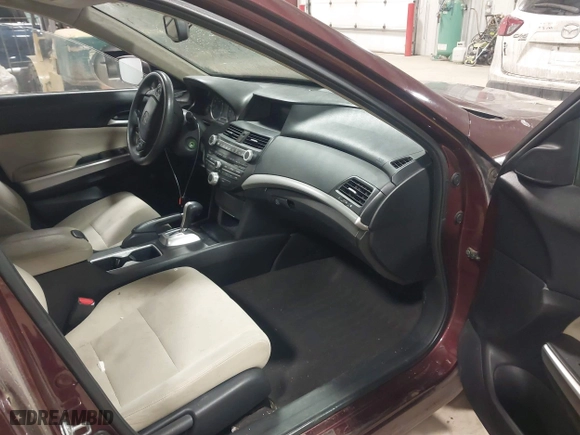 2013 Honda Crosstour EX with VIN 5J6TF3H33DL003310, listed as a IAAI auction lot 41626733 with 1 mi miles. Bid and sale history available at carsss.com. Image 5.