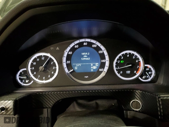 2010 Mercedes-Benz E-Class E 350 Luxury with VIN WDDHF8HB9AA169652, listed as a Copart auction lot 51998435 with 129,662 mi miles and Salvage Title. Bid and sale history available at carsss.com. Image 9.