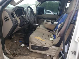 2008 Ford F-350 XL with VIN 1FTWW31R38EA41177, listed as a Copart auction lot 54195915 with 288,601 mi miles and Salvage Title. Bid and sale history available at DreamBid. Image 7.
