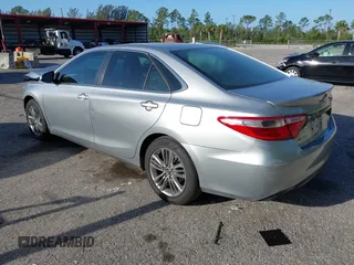 2015 Toyota Camry XLE with VIN 4T1BF1FK8FU106585, listed as a IAAI auction lot 41696231 with 149,390 mi miles. Bid and sale history available at carsss.com. Image 3.