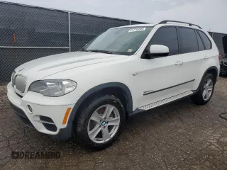 2011 BMW X5 35d with VIN 5UXZW0C51BL660836, listed as a Copart auction lot 61776495 with 175,902 mi miles and Clean title. Bid and sale history available at DreamBid. Image 1.