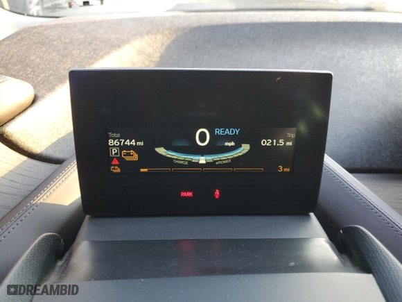 2017 BMW i3 with VIN WBY1Z6C50HV548131, listed as a Copart auction lot 42524875 with 86,744 mi miles and Salvage Title. Bid and sale history available at carsss.com. Image 9.