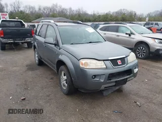2007 Saturn VUE V6 z VIN 5GZCZ53467S859072, wystawiony jako IAAI lot #42002661 z przebiegiem 173 934 mil mil oraz . Historia ofert i sprzedaży dostępna na DreamBid. Obrazek 1.