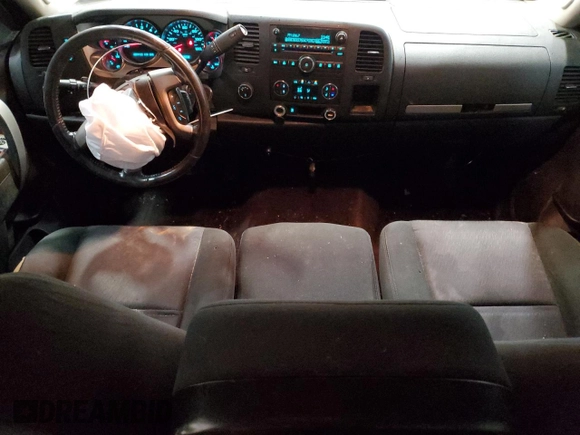 2010 Chevrolet Silverado 1500 LT with VIN 3GCRKSE39AG266291, listed as a Copart auction lot 46483675 with 199,823 mi miles and Salvage Title. Bid and sale history available at DreamBid. Image 8.