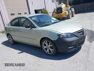2008 Mazda 3 i Touring with VIN JM1BK32G681176961, listed as a IAAI auction lot 40251392 with 172,147 mi miles and . Bid and sale history available at carsss.com. Image 1.