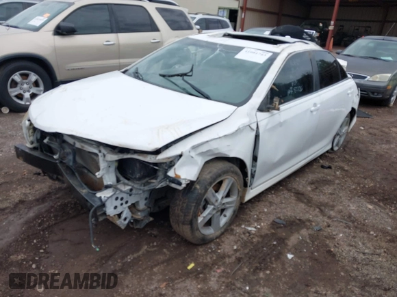 2012 Toyota Camry L with VIN 4T1BF1FK6CU521416, listed as a IAAI auction lot 41081743 with 203,016 mi miles and . Bid and sale history available at carsss.com. Image 2.