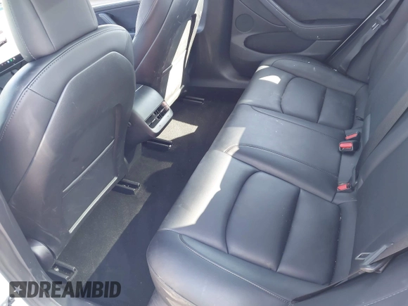 2022 Tesla Model 3 with VIN 5YJ3E1EA2NF245817, listed as a IAAI auction lot 41976493 with 32,710 mi miles and . Bid and sale history available at DreamBid. Image 8.