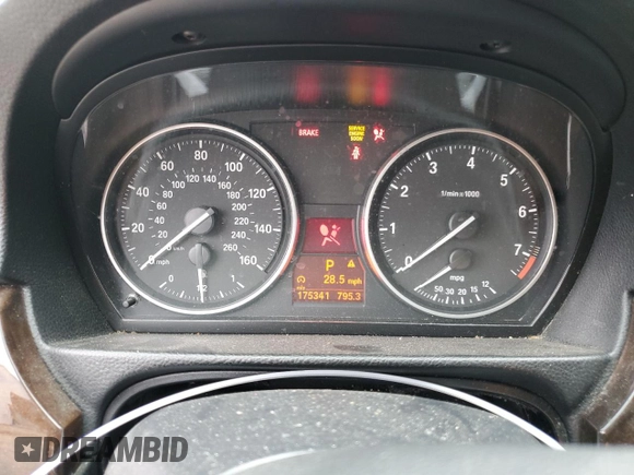 2010 BMW 3 Series 328i xDrive with VIN WBAPK5C54AA650620, listed as a Copart auction lot 65646675 with 175,341 mi miles and Clean title. Bid and sale history available at DreamBid. Image 9.
