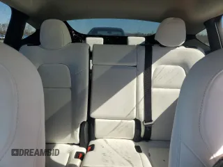 2022 Tesla Model Y Long Range z VIN 7SAYGAEE5NF573044, wystawiony jako Copart lot #49230835 z przebiegiem 41 220 mil mil oraz Szkody całkowita. Historia ofert i sprzedaży dostępna na DreamBid. Obrazek 10.