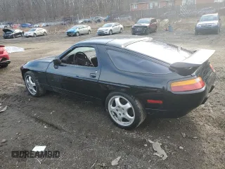 1988 Porsche 928 z VIN WP0JB0921JS860322, wystawiony jako Copart lot #43746455 z przebiegiem 136 427 mil mil oraz Szkody całkowita. Historia ofert i sprzedaży dostępna na DreamBid. Obrazek 2.