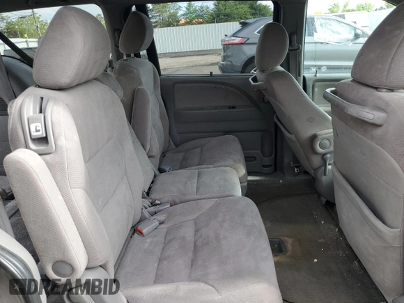 2010 Honda Odyssey EX z VIN 5FNRL3H43AB095521, wystawiony jako Copart lot #57322365 z przebiegiem 208 226 mil mil oraz Szkoda całkowita • Salvage title. Historia ofert i sprzedaży dostępna na DreamBid. Obrazek 11.