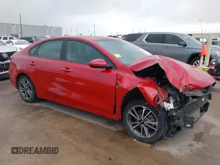 2022 Kia Forte LXS z VIN 3KPF24AD5NE450111, wystawiony jako IAAI lot #42204963 z przebiegiem 91 589 mil mil oraz . Historia ofert i sprzedaży dostępna na DreamBid. Obrazek 1.