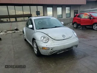 2000 Volkswagen Beetle GLS z VIN 3VWCD21C2YM409242, wystawiony jako Copart lot #46658435 z przebiegiem 90 038 mil mil oraz Szkoda całkowita • Salvage title. Historia ofert i sprzedaży dostępna na DreamBid. Obrazek 11.
