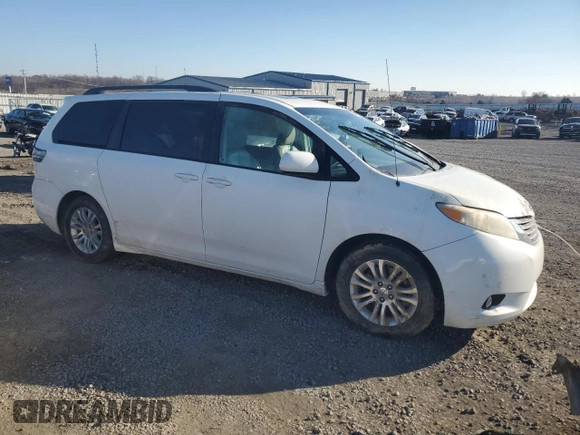 2011 Toyota Sienna XLE AAS with VIN 5TDYK3DC1BS053194, listed as a Copart auction lot 46793565 with 204,156 mi miles and Salvage Title. Bid and sale history available at carsss.com. Image 4.