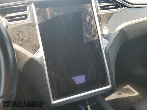 2017 Tesla Model S 60 with VIN 5YJSA1E16HF198903, listed as a Copart auction lot 60601565 with Not provided miles and Clean title. Bid and sale history available at DreamBid. Image 9.