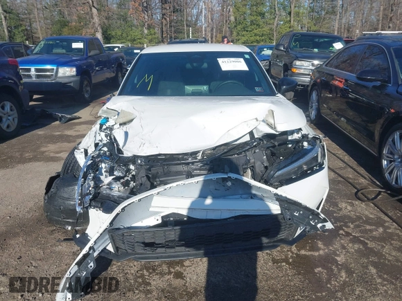 2025 Honda Civic Sport with VIN 2HGFE2F5XSH501360, listed as a IAAI auction lot 41229006 with 7,469 mi miles and . Bid and sale history available at DreamBid. Image 12.