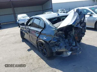 2021 BMW 3 Series 330i с VIN 3MW5R1J03M8B96458, выставлен на аукционе IAAI как лот 42355921 с пробегом Не указан миль и . История ставок и продаж доступна на DreamBid. Изображение 3.