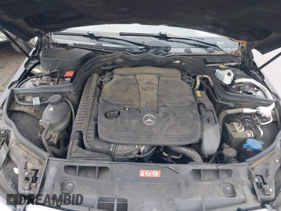 2013 Mercedes-Benz C 300 Sport with VIN WDDGF8AB8DG119588, listed as a IAAI auction lot 42648564 with 154,788 mi miles and . Bid and sale history available at DreamBid. Image 10.