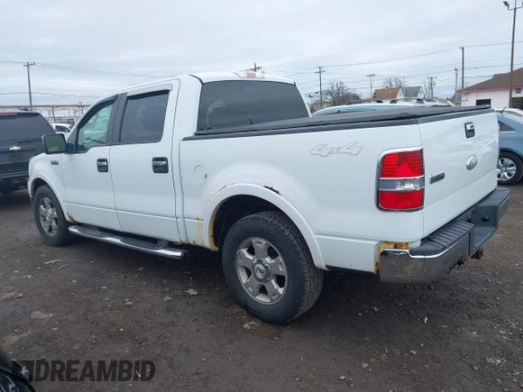 2007 Ford F-150 XLT with VIN 1FTPW14537FA76876, listed as a IAAI auction lot 42038390 with 172,219 mi miles. Bid and sale history available at carsss.com. Image 3.