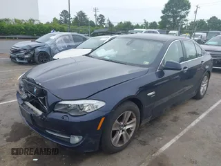 2012 BMW 5 Series 528i xDrive with VIN WBAXH5C58CDW08404, listed as a IAAI auction lot 42222460 with 146,851 mi miles and . Bid and sale history available at DreamBid. Image 2.