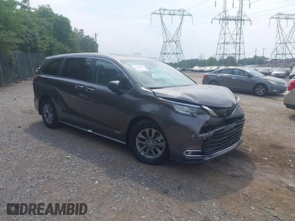 2021 Toyota Sienna XLE with VIN 5TDYSKFC9MS014413, listed as a IAAI auction lot 42449852 with 111,712 mi miles and . Bid and sale history available at DreamBid. Image 1.