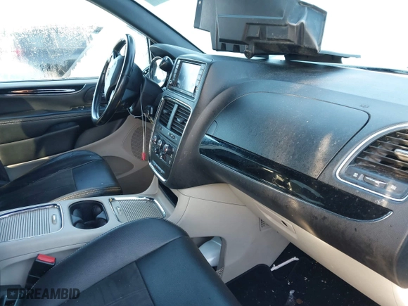 2019 Dodge Grand Caravan SXT with VIN 2C4RDGCGXKR761883, listed as a IAAI auction lot 41822704 with 51,508 mi miles. Bid and sale history available at carsss.com. Image 5.