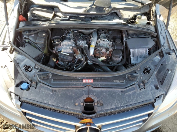 2011 Mercedes-Benz R-Class R 350 BlueTEC with VIN 4JGCB2FE4BA122942, listed as a Copart auction lot 51279585 with 221,307 mi miles and Clean Title. Bid and sale history available at carsss.com. Image 12.