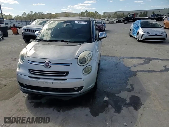 2014 FIAT 500L Lounge with VIN ZFBCFACH1EZ007063, listed as a Copart auction lot 76325754 with 154,736 mi miles and Non Repairable. Bid and sale history available at carsss.com. Image 14.