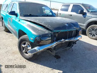 1997 Dodge Dakota with VIN 1B7GL23X9VS142143, listed as a IAAI auction lot 41397050 with 140,122 mi miles. Bid and sale history available at carsss.com. Image 6.
