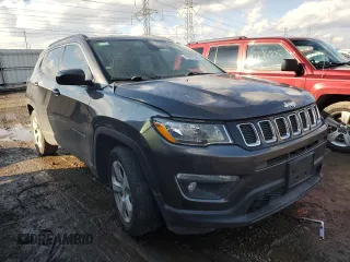2019 Jeep Compass Latitude with VIN 3C4NJCBB3KT852044, listed as a Copart auction lot 46902925 with 49,085 mi miles and Salvage title. Bid and sale history available at DreamBid. Image 4.