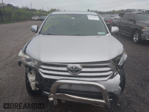 2012 Toyota Highlander Limited with VIN 5TDDK3EH1CS157629, listed as a IAAI auction lot 42157367 with 50,902 mi miles and . Bid and sale history available at DreamBid. Image 12.