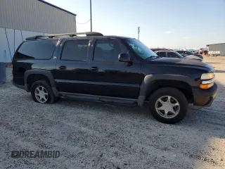 2004 Chevrolet Suburban Z71 with VIN 3GNFK16Z14G117823, listed as a Copart auction lot 74118104 with 136,042 mi miles and Salvage Title. Bid and sale history available at carsss.com. Image 4.