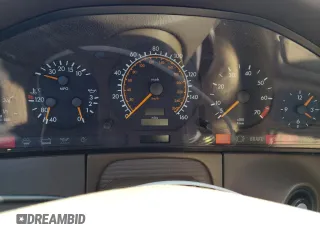 1995 Mercedes-Benz S 320 z VIN WDBGA33E0SA204247, wystawiony jako Copart lot #89249285 z przebiegiem Nie podano mil oraz Szkoda całkowita • Salvage title. Historia ofert i sprzedaży dostępna na DreamBid. Obrazek 9.