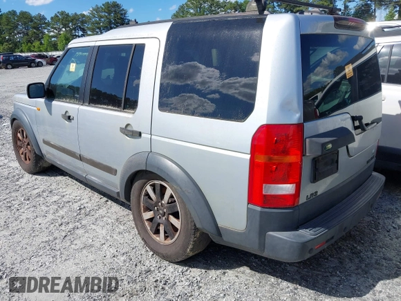2006 Land Rover LR3 HSE with VIN SALAG25406A391086, listed as a IAAI auction lot 42211832 with Not provided miles and . Bid and sale history available at DreamBid. Image 3.