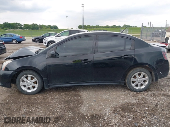 2012 Nissan Sentra 2.0 z VIN 3N1AB6AP0CL646873, wystawiony jako IAAI lot #42375751 z przebiegiem 142 415 mil mil oraz . Historia ofert i sprzedaży dostępna na DreamBid. Obrazek 15.