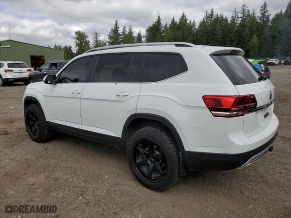 2019 Volkswagen Atlas 3.6L V6 S with VIN 1V2GR2CA0KC540503, listed as a Copart auction lot 59984564 with 105,402 mi miles and Salvage Title. Bid and sale history available at carsss.com. Image 2.