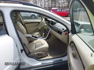 2012 Volvo XC70 3.2L with VIN YV4952BZ0C1133692, listed as a IAAI auction lot 42013093 with 153,678 mi miles and . Bid and sale history available at DreamBid. Image 5.
