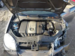 2006 Volkswagen Jetta Sedan Value Edition with VIN 3VWPF71K16M623037, listed as a IAAI auction lot 41282610 with 222,790 mi miles. Bid and sale history available at carsss.com. Image 10.