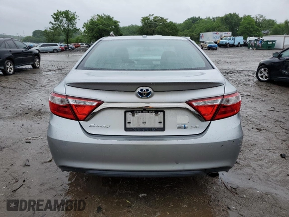 2015 Toyota Camry LE z VIN 4T1BD1FK3FU171799, wystawiony jako Copart lot #56797395 z przebiegiem 281 313 mil mil oraz Czysty tytuł • Clean title. Historia ofert i sprzedaży dostępna na DreamBid. Obrazek 6.