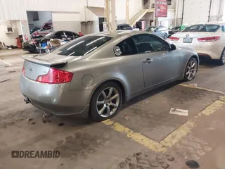 2004 Infiniti G35 Coupe w/Leather with VIN JNKCV54E44M827059, listed as a IAAI auction lot 41840598 with 213,055 mi miles. Bid and sale history available at carsss.com. Image 4.