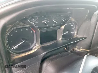 2022 GMC Sierra 1500 SLT z VIN 3GTU9DED8NG180664, wystawiony jako Copart lot #56543595 z przebiegiem Nie podano mil oraz Szkoda całkowita • Salvage title. Historia ofert i sprzedaży dostępna na DreamBid. Obrazek 9.