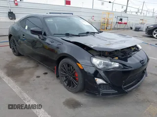 2013 Scion FR-S z VIN JF1ZNAA14D2733237, wystawiony jako IAAI lot #42098514 z przebiegiem 77 949 mil mil oraz . Historia ofert i sprzedaży dostępna na DreamBid. Obrazek 1.