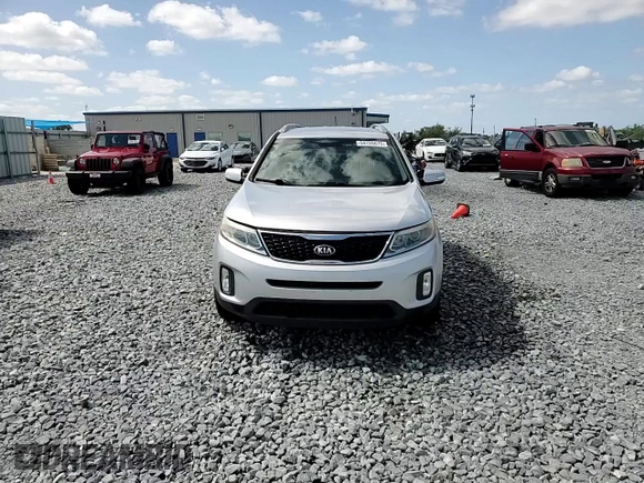 2015 Kia Sorento LX with VIN 5XYKT4A61FG640165, listed as a Copart auction lot 54720075 with 183,119 mi miles and Salvage Title. Bid and sale history available at carsss.com. Image 14.