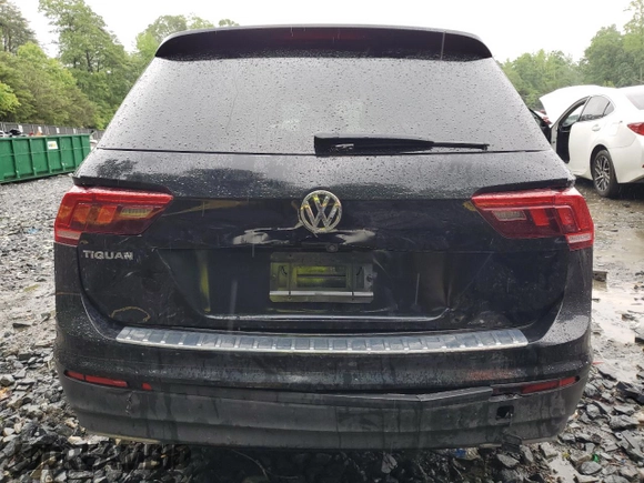 2019 Volkswagen Tiguan S with VIN 3VV0B7AX7KM067047, listed as a Copart auction lot 55693685 with 141,069 mi miles and Salvage title. Bid and sale history available at DreamBid. Image 6.