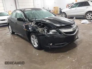 2013 Acura ILX Hybrid Technology with VIN 19VDE3F7XDE300823, listed as a IAAI auction lot 41619646 with 231,501 mi miles and . Bid and sale history available at carsss.com. Image 1.