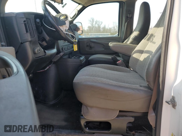 2013 Chevrolet Express Passenger LT with VIN 1GAZG1FG3D1134751, listed as a Copart auction lot 53728385 with 188,247 mi miles and Clean title. Bid and sale history available at DreamBid. Image 7.