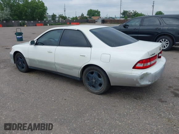 2001 Lexus ES 300 z VIN JT8BF28G210320831, wystawiony jako IAAI lot #42439269 z przebiegiem 188 643 mil mil oraz . Historia ofert i sprzedaży dostępna na DreamBid. Obrazek 3.